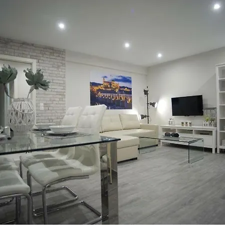 Apartamento Apartamento Alfaros *
